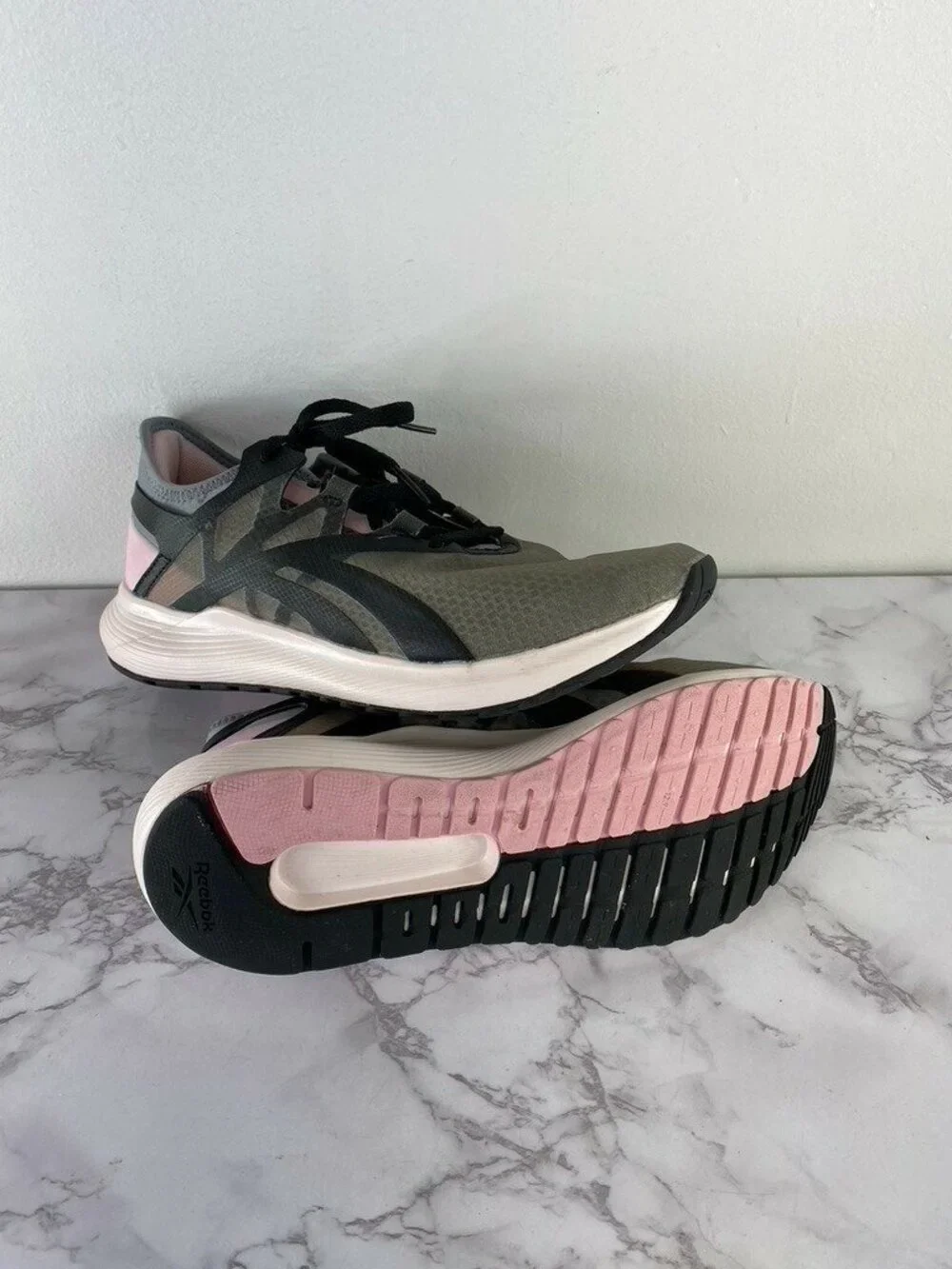 Reebok Women's Pink & Green Lace Up Jogging Running Sneaker SZ 7.5